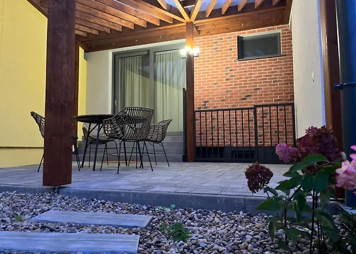 Garden * ليفيتسا